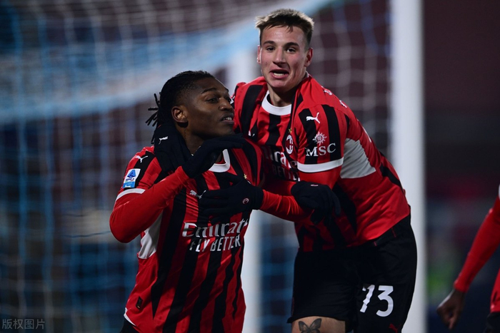 AC米兰再胜亚特兰大，继续追赶意甲榜首的简单介绍