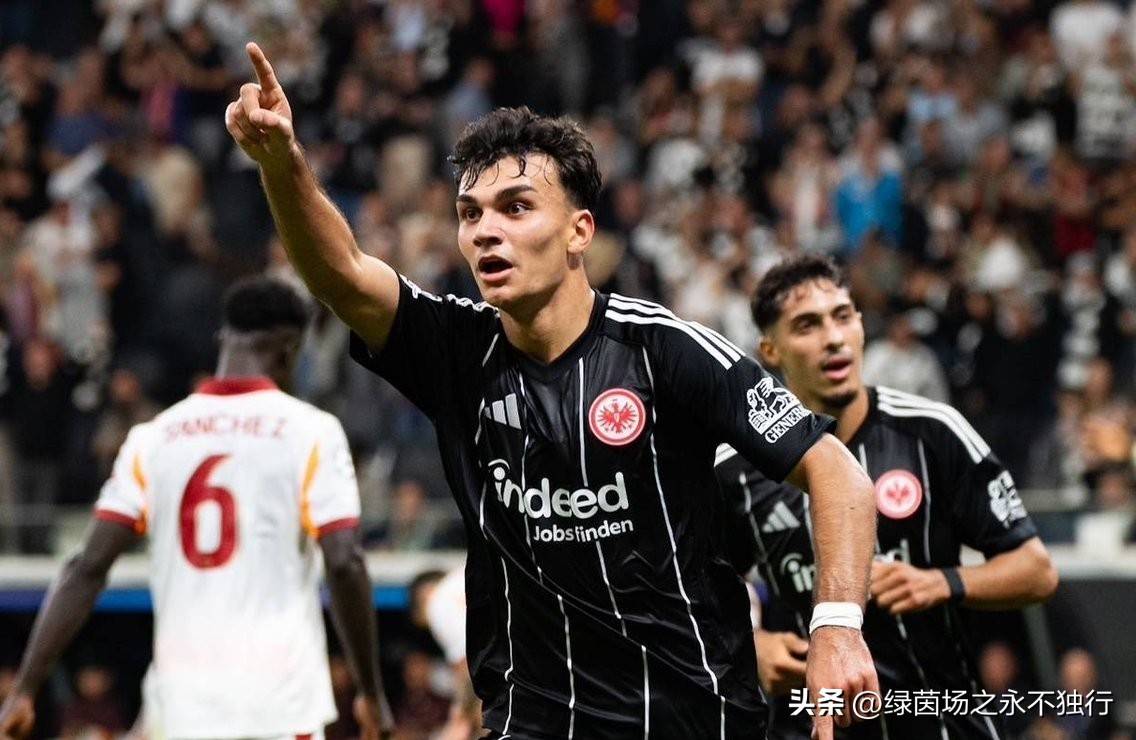 MILANSPORT下载-法兰克福队全面爆发,轻取重要比赛胜利