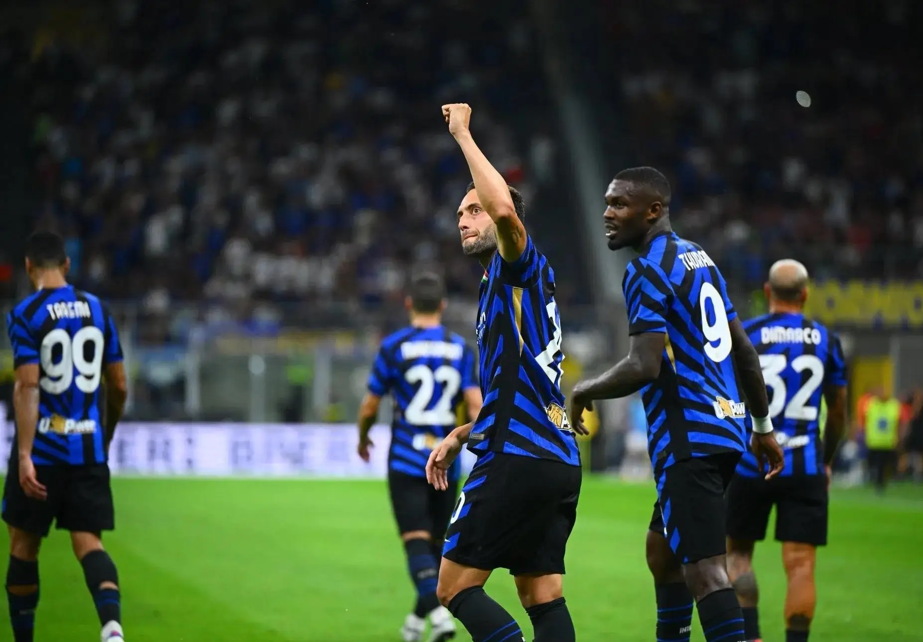 包含热那亚客场不敌国米，遭遇本赛季第五场失利的词条